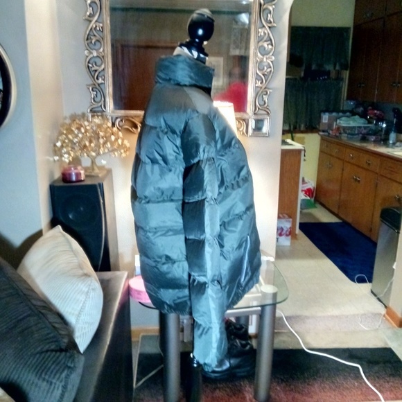 Mens Olive Green Bomber Puffer Coat - Picture 5 of 8